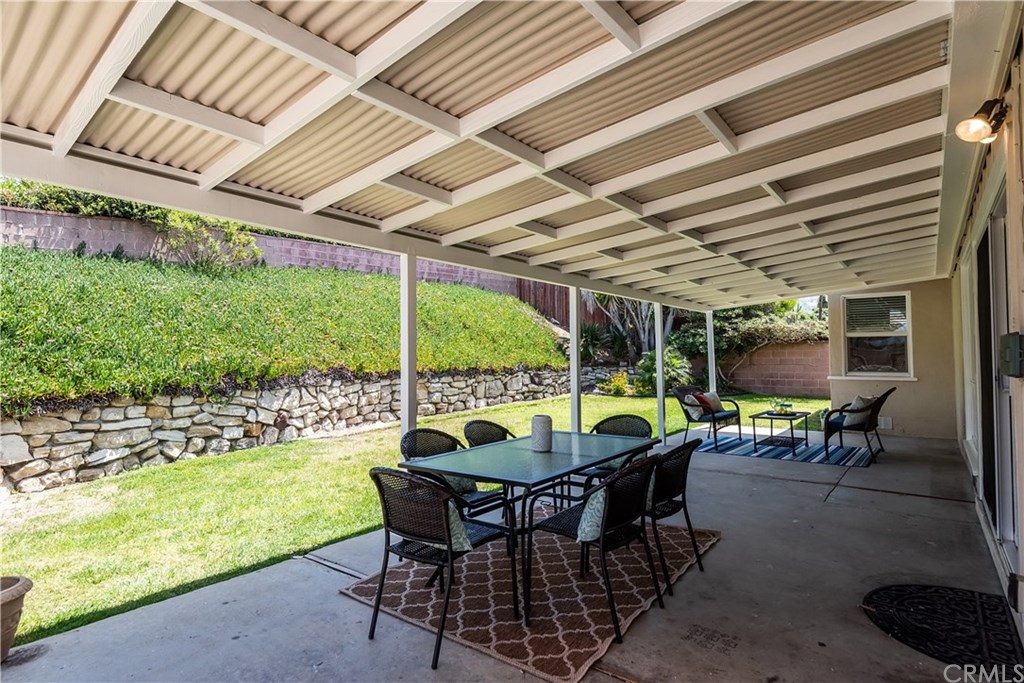 98 Calle Mayor Redondo Beach, CA 90277 - Photo 29 of 33