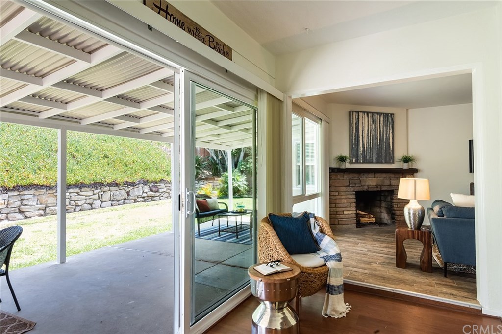 98 Calle Mayor Redondo Beach, CA 90277 - Photo 10 of 33