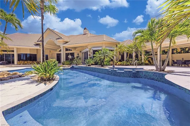 $3,995,000 | 6599 Glen Arbor Way, Naples, FL 34119