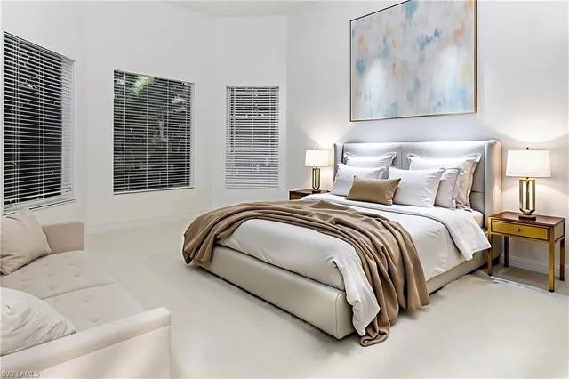 $3,995,000 | 6599 Glen Arbor Way, Naples, FL 34119