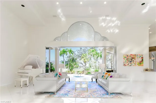 $3,995,000 | 6599 Glen Arbor Way, Naples, FL 34119
