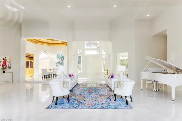 $3,995,000 | 6599 Glen Arbor Way, Naples, FL 34119