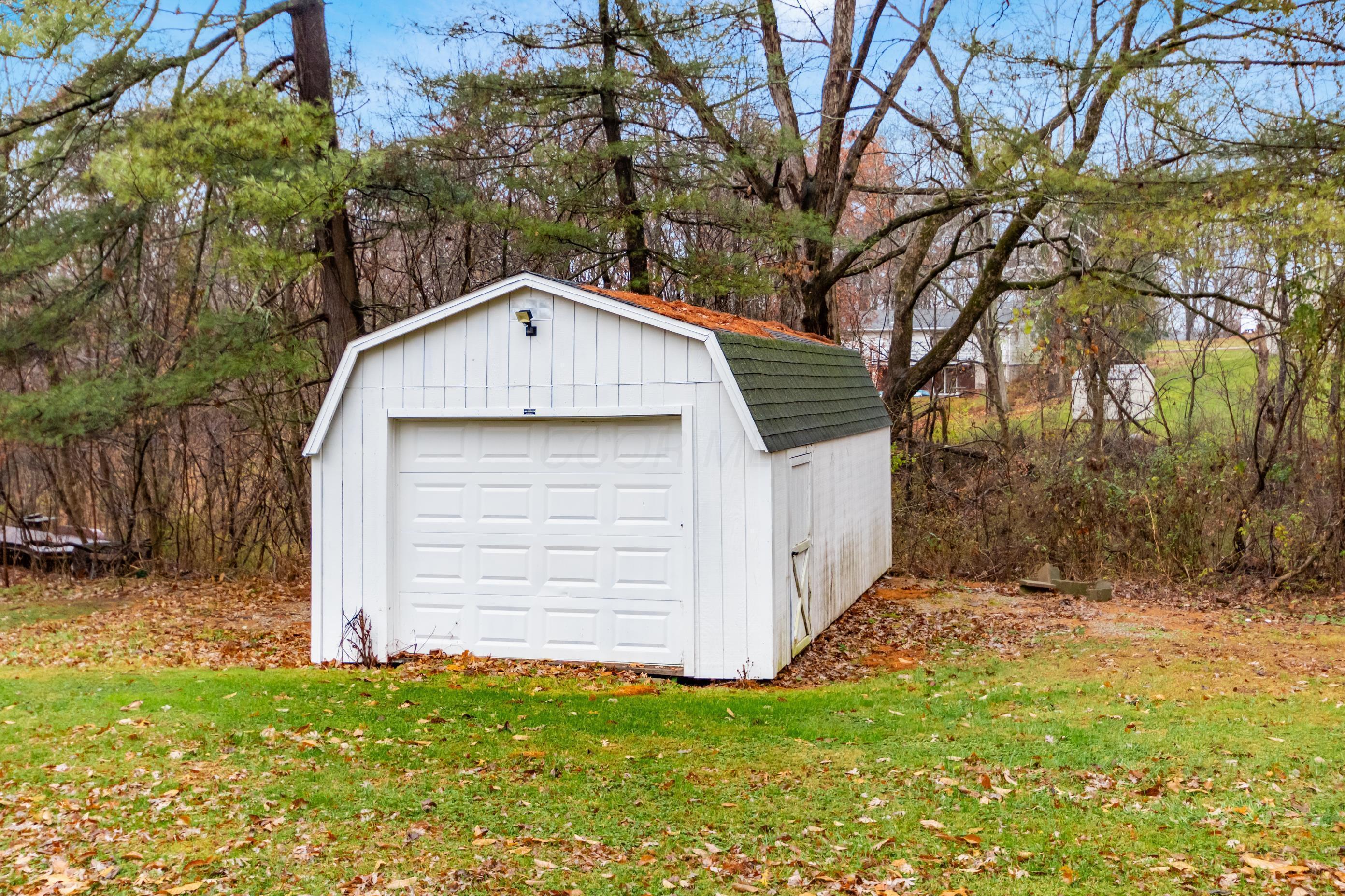 3229 Nolan Road Zanesville, OH 43701 - Photo 44 of 53 3229 Nolan-storage shed