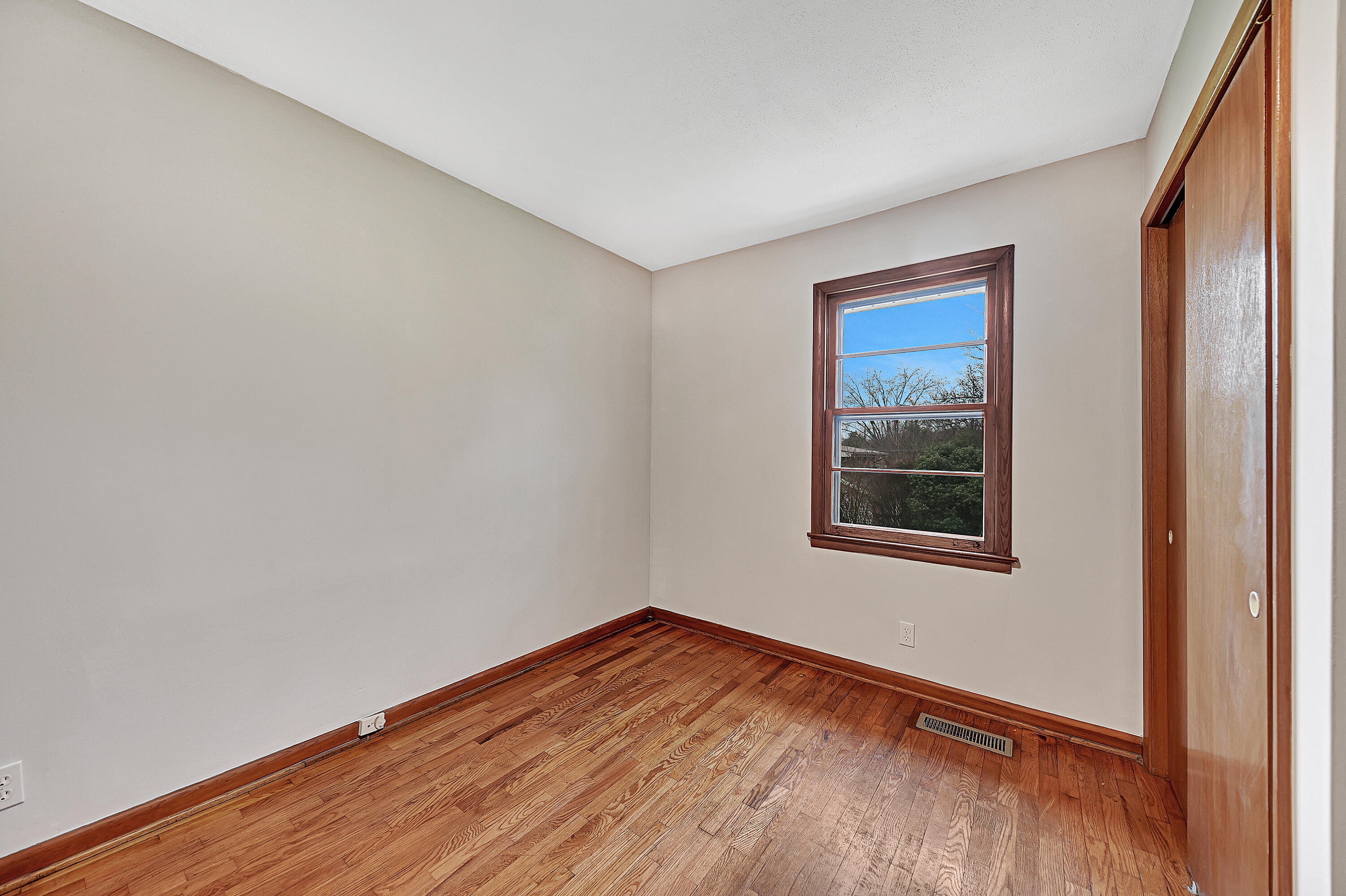 1105 Payne Road Knoxville, TN 37914 - Photo 17 of 24 AgentOptix -12