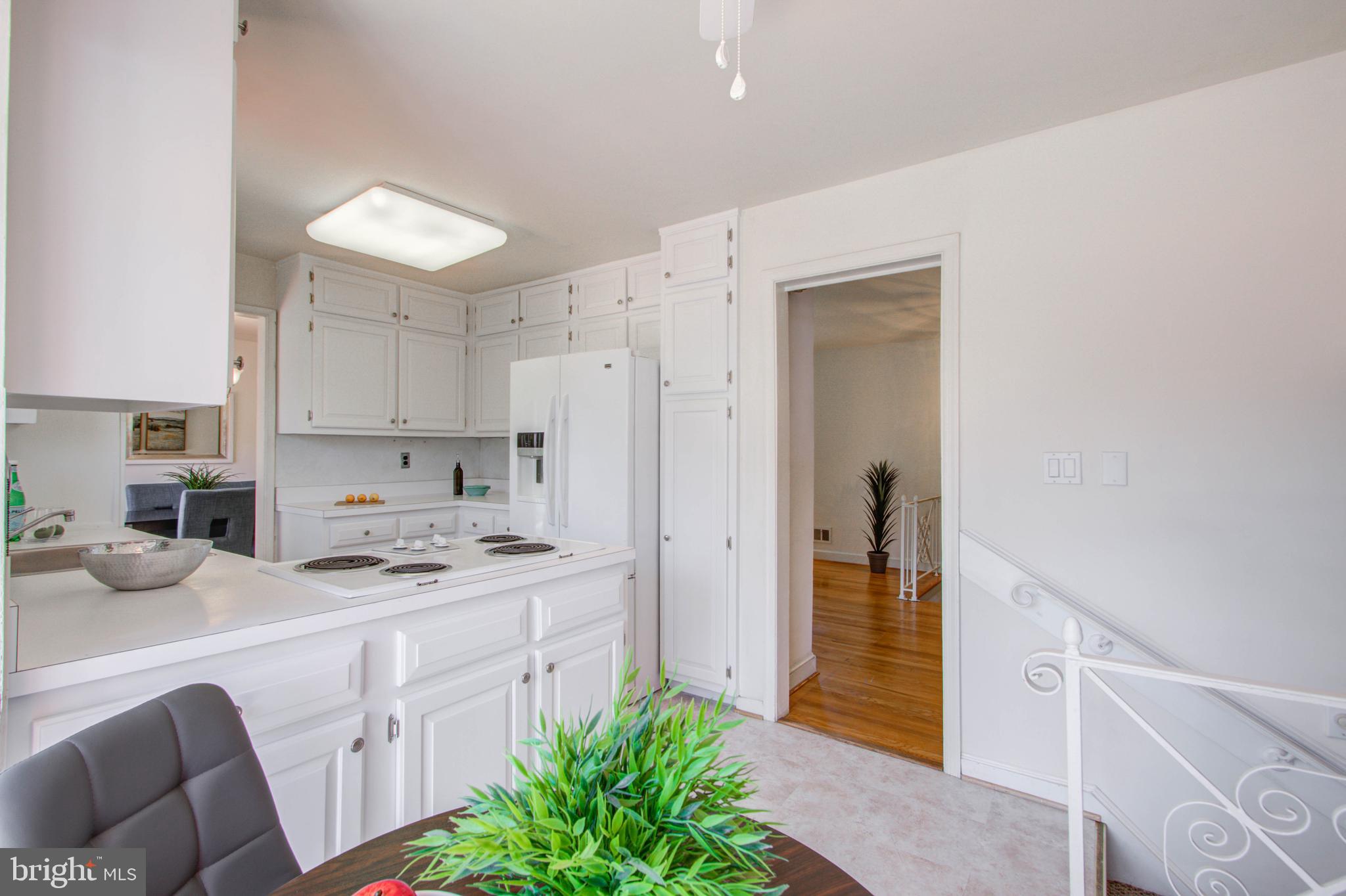 8709 Rayburn Road Bethesda, MD 20817 - Photo 14 of 33 Gallery Image 14