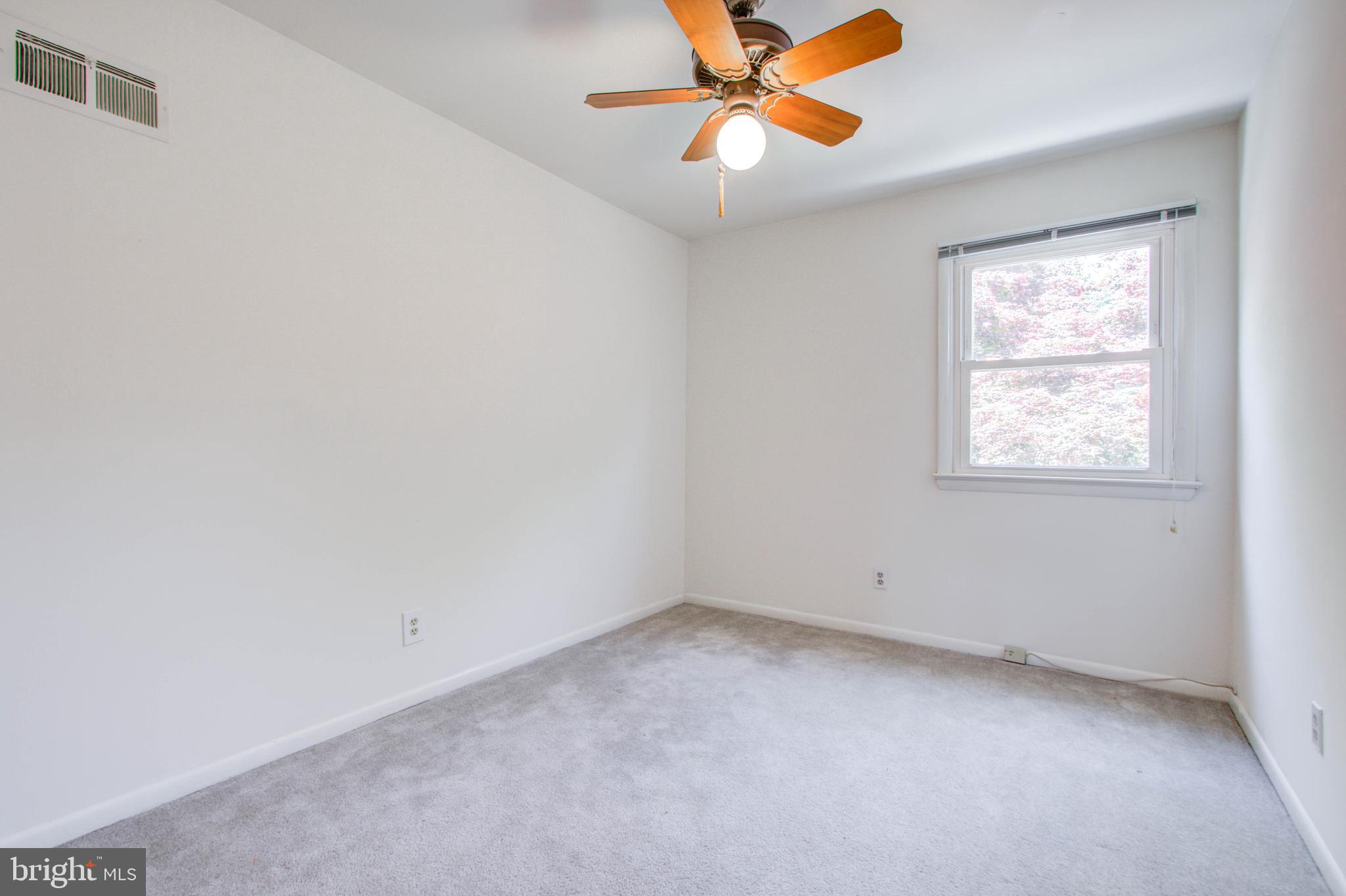 8709 Rayburn Road Bethesda, MD 20817 - Photo 22 of 33 Gallery Image 22