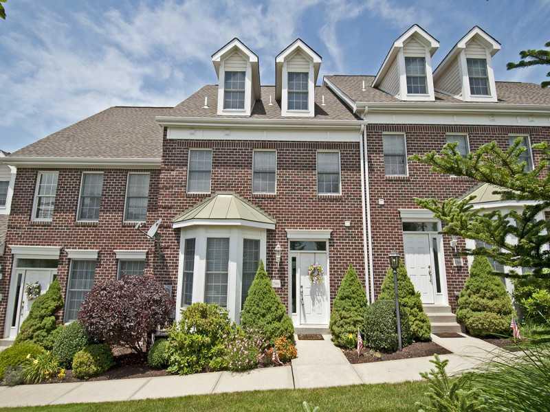 2366 Hilltop Road Presto, PA 15142 - Photo 1 of 23 Exterior Front.