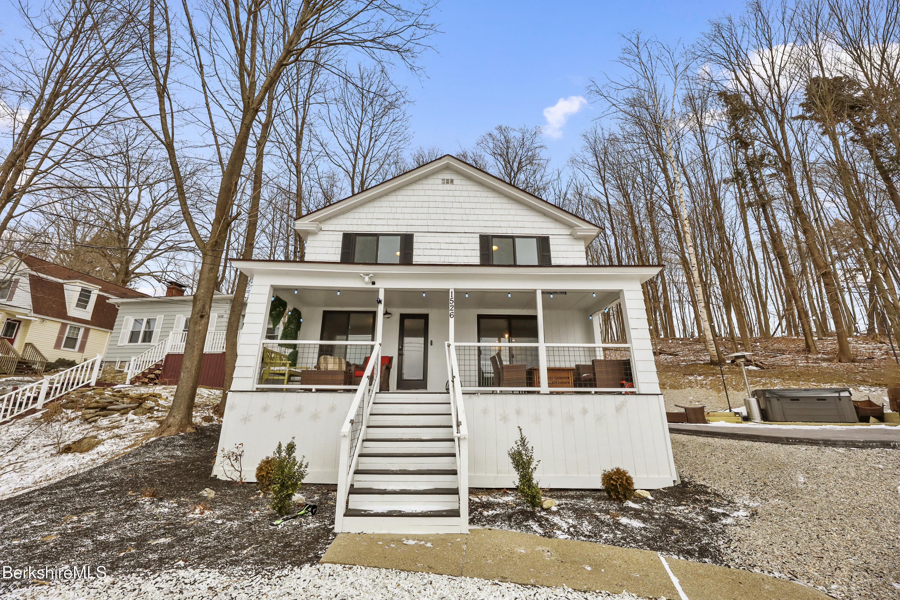 1526 North Street Pittsfield, MA 01201 - Photo 2 of 20 a front view of a house with a yard