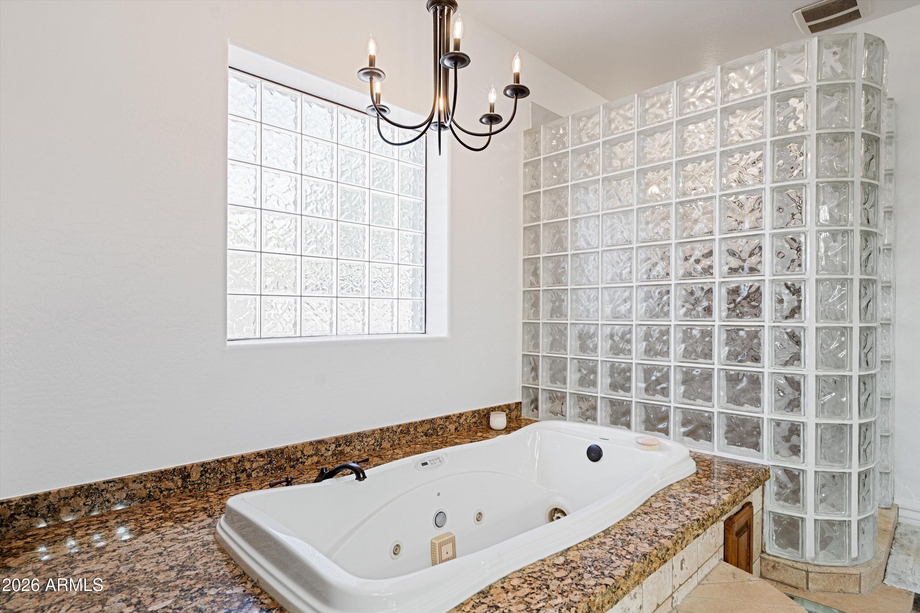 1823 West Maddock Road Phoenix, AZ 85086 - Photo 47 of 121 047-Master Bathroom