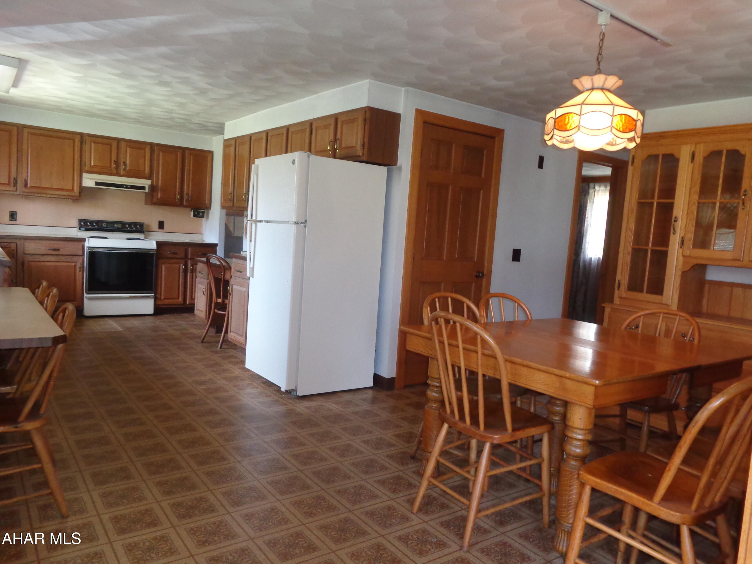 3881 Johnstown Road Portage, PA 15946 - Photo 9 of 51
