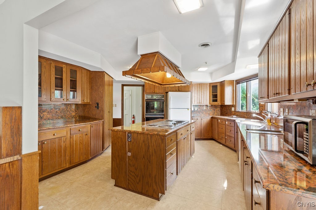 20 Cross Road DeWitt, NY 13224 - Photo 7 of 44