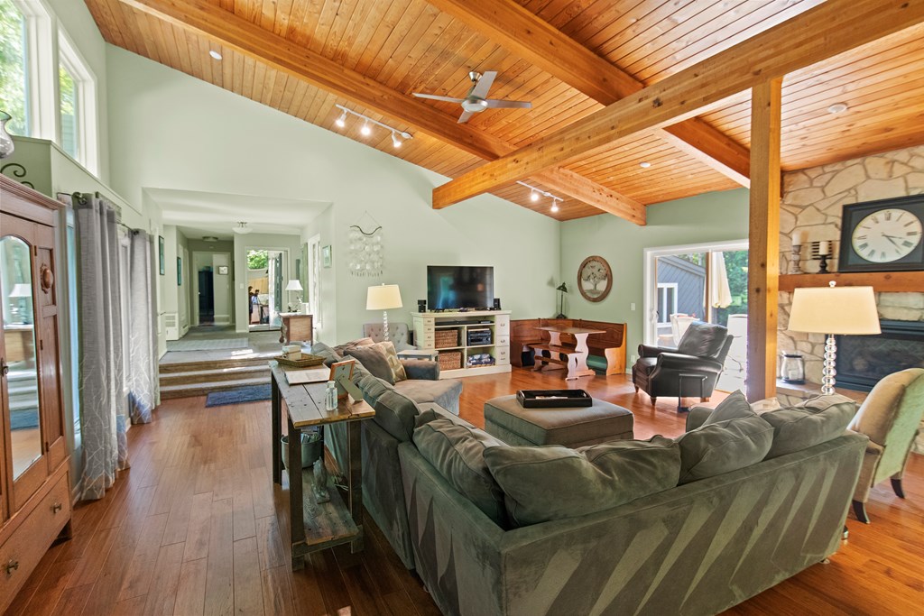 9121 Spring Road Fish Creek, WI 54212 - Photo 8 of 35 Gallery Image 8