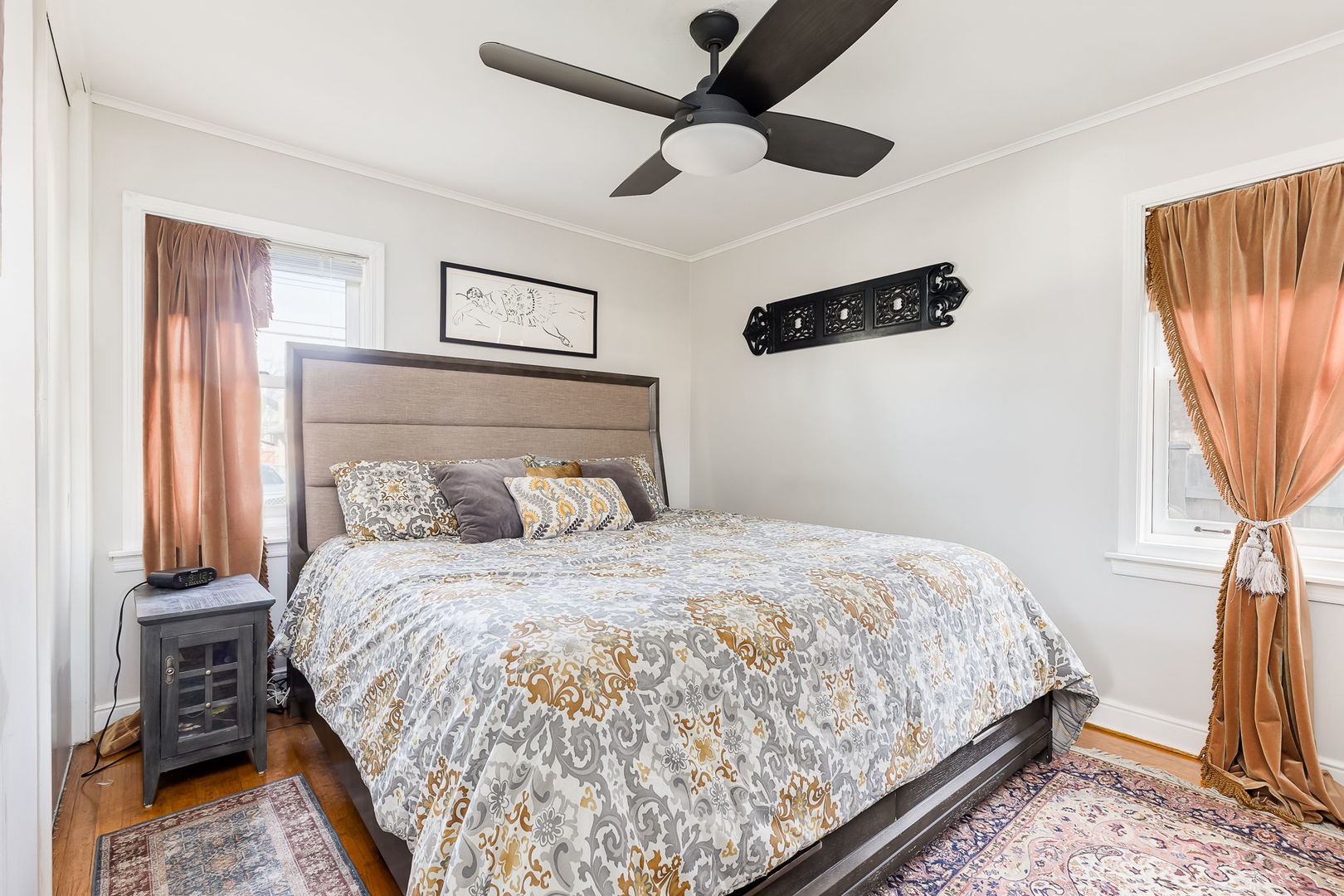 5404 North Nagle Avenue Chicago, IL 60630 - Photo 15 of 28 Gallery Image 15