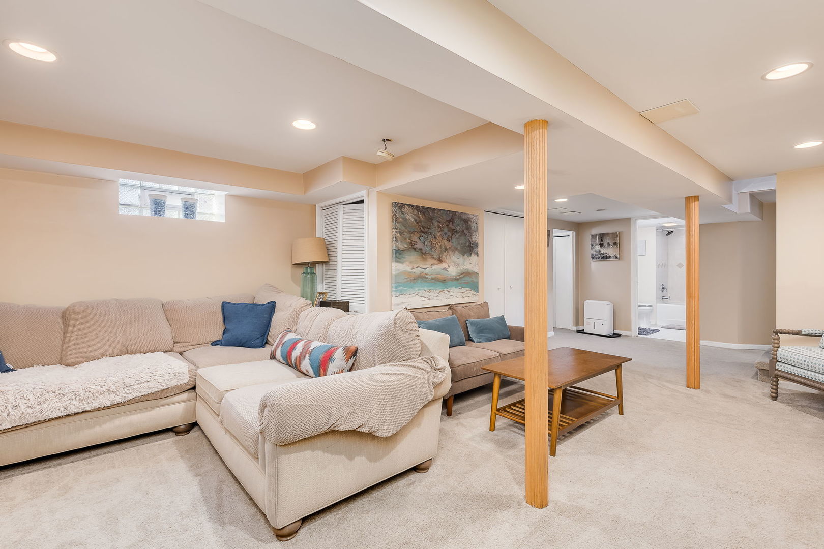 5404 North Nagle Avenue Chicago, IL 60630 - Photo 23 of 28 Gallery Image 23