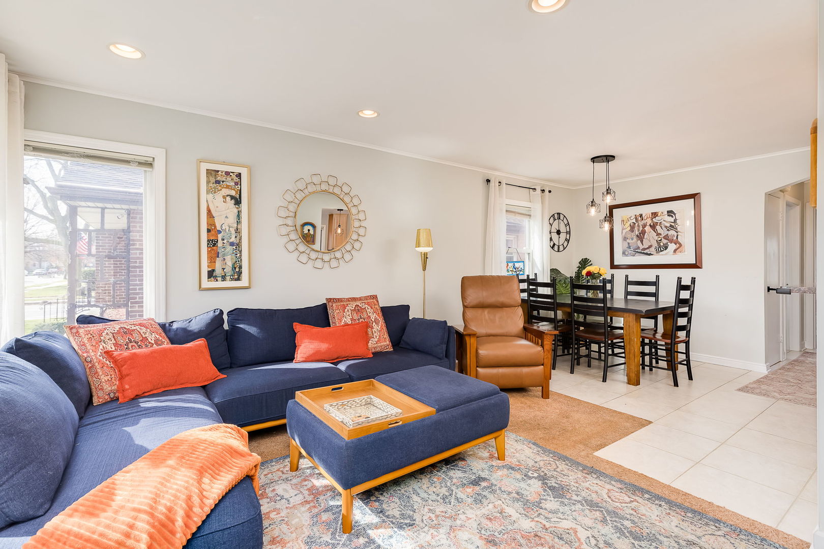 5404 North Nagle Avenue Chicago, IL 60630 - Photo 6 of 28 Gallery Image 6