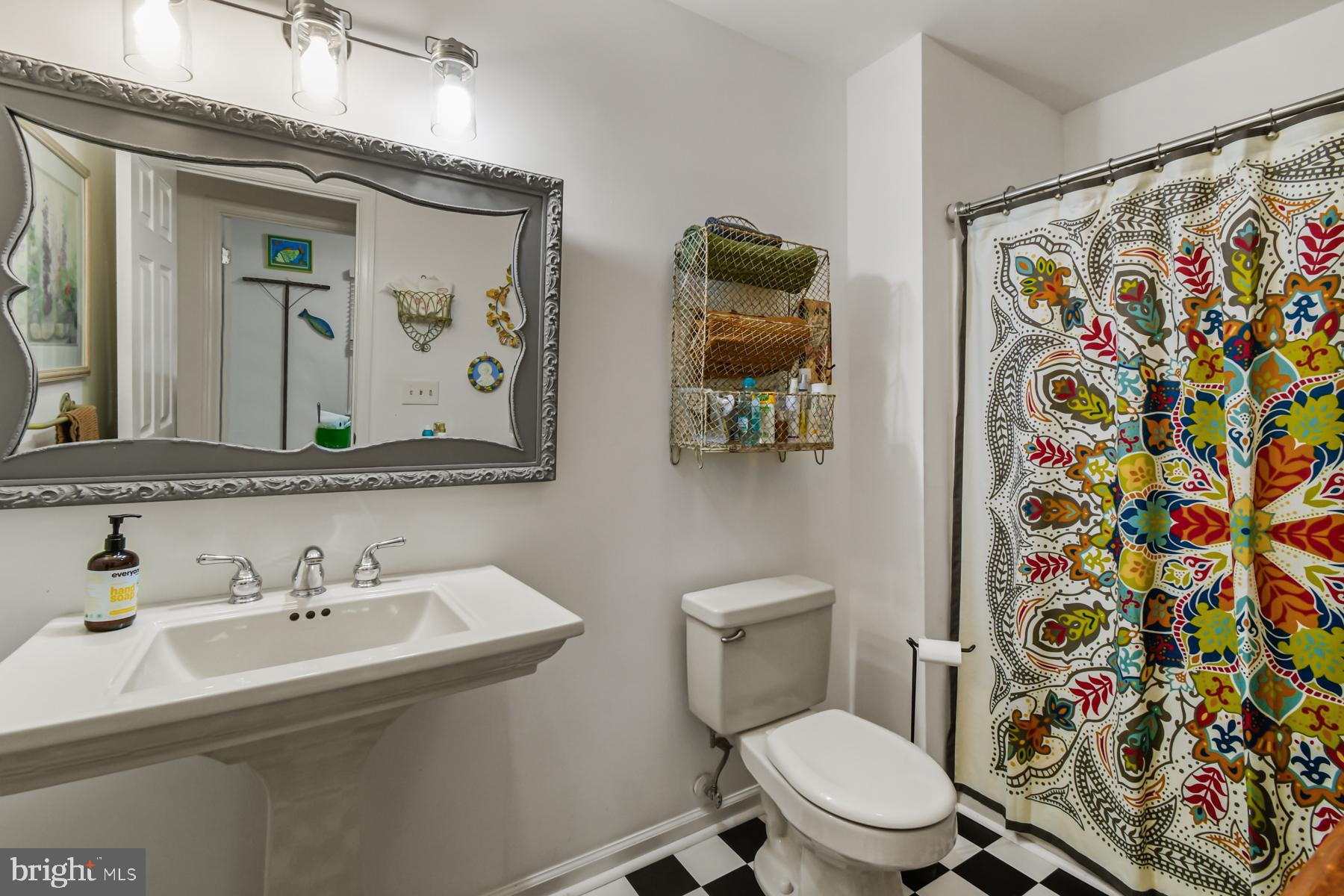 103 Buckingham Road Berlin, MD 21811 - Photo 47 of 62 Full Bathroom