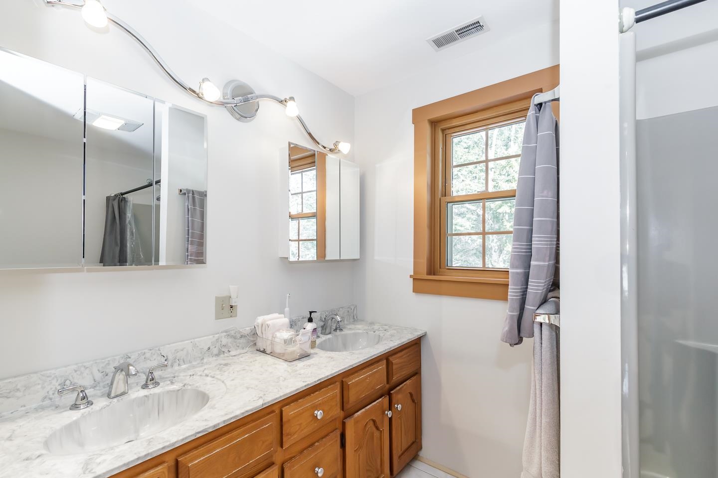 14 Range Road Deerfield, NH 03037 - Photo 23 of 56