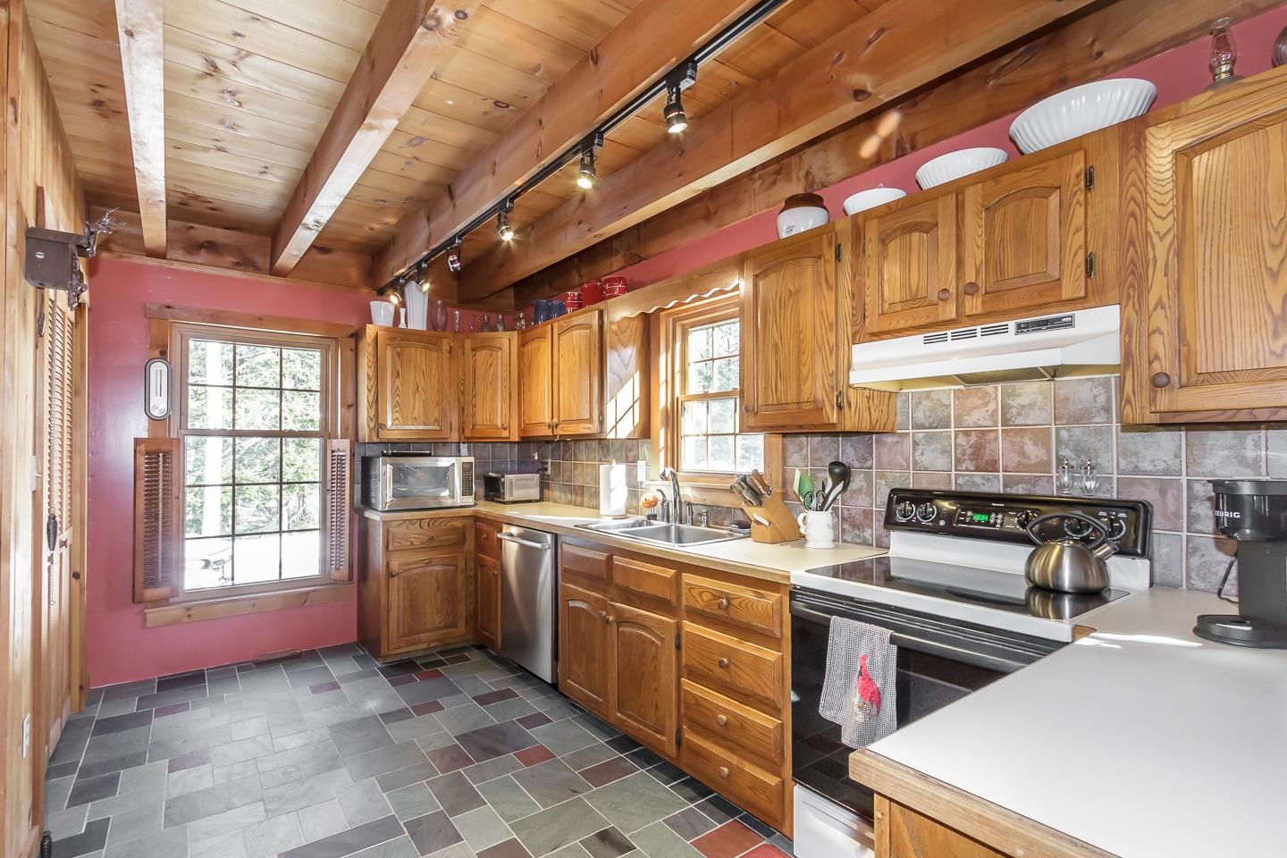 14 Range Road Deerfield, NH 03037 - Photo 9 of 56