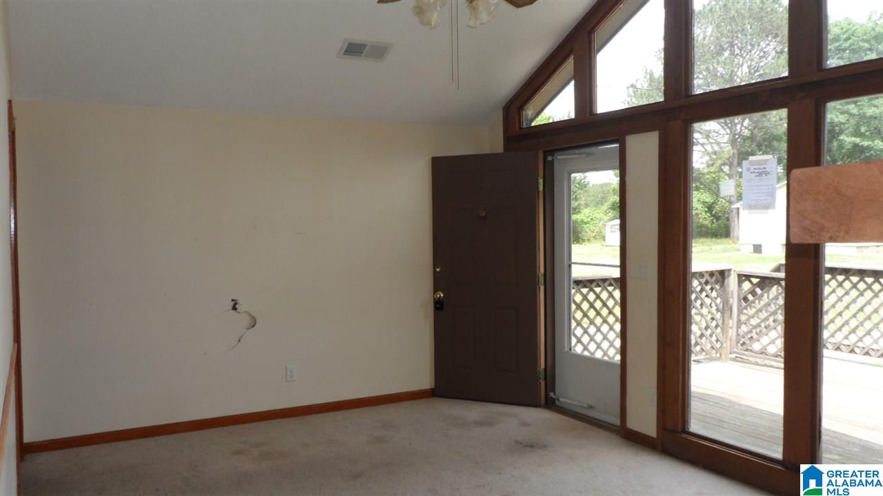 5302 Long Avenue Anniston, AL 36206 - Photo 3 of 13