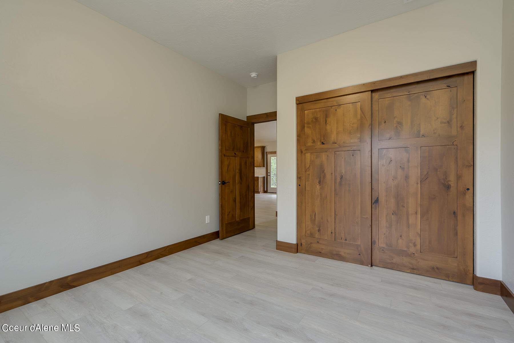 L1-b8 North Eclipse Road Rathdrum, ID 83858 - Photo 21 of 33 Front-Photo of Similar Home