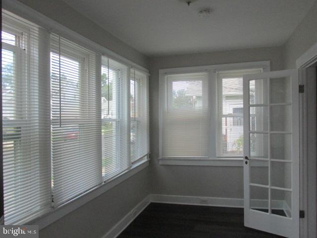 82 Reeger Avenue Trenton, NJ 08610 - Photo 5 of 12 Gallery Image 5