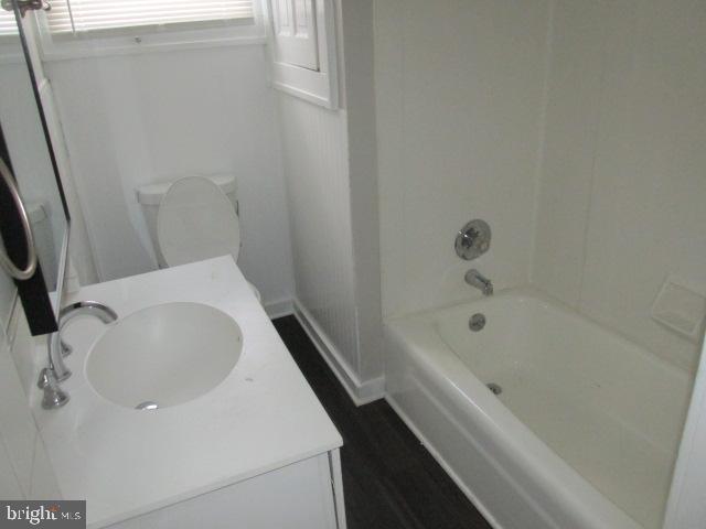 82 Reeger Avenue Trenton, NJ 08610 - Photo 9 of 12 Gallery Image 9