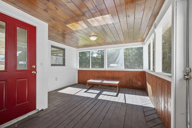 $825,000 | 10 Brook Street, Chelmsford, MA 01824