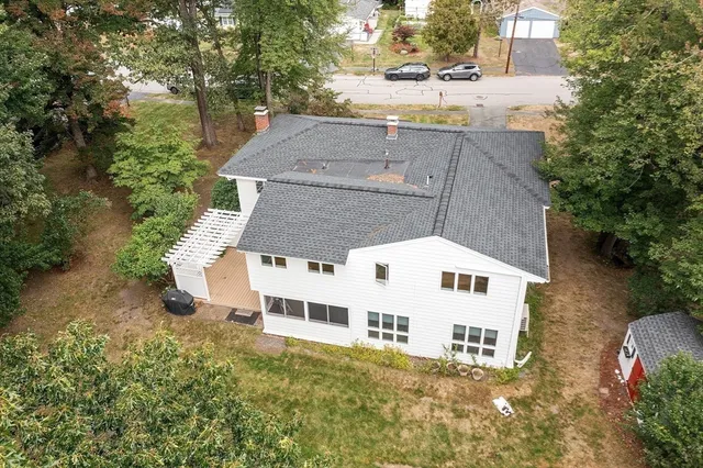 $825,000 | 10 Brook Street, Chelmsford, MA 01824