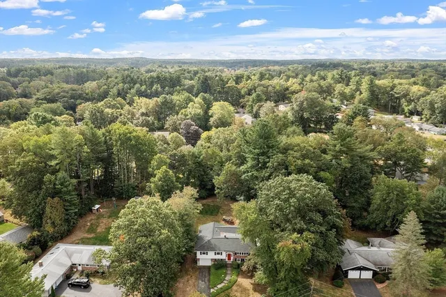 $825,000 | 10 Brook Street, Chelmsford, MA 01824