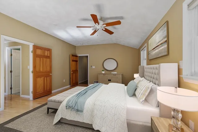 $825,000 | 10 Brook Street, Chelmsford, MA 01824