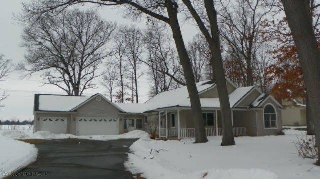 56248 Puma Drive Three Rivers, MI 49093 - Photo 1 of 18 263-468389front 3