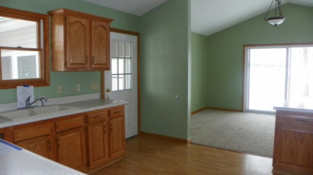 56248 Puma Drive Three Rivers, MI 49093 - Photo 4 of 18 263-468389kitchen 3