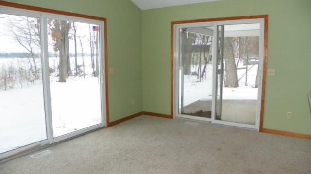 56248 Puma Drive Three Rivers, MI 49093 - Photo 8 of 18 263-468389 dining 1