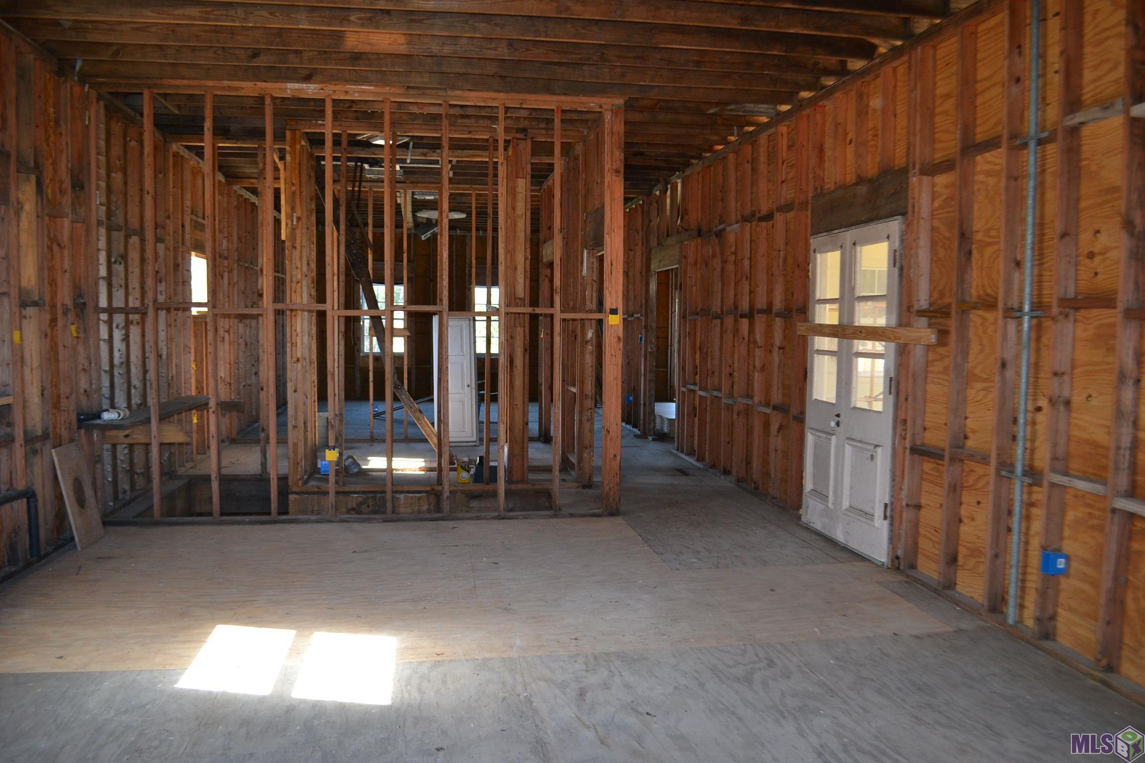 129 Summers Street Golden Meadow, LA 70357 - Photo 7 of 33