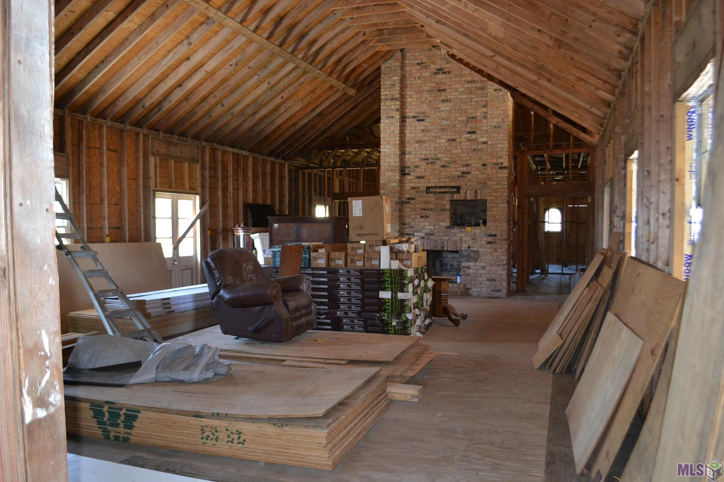 129 Summers Street Golden Meadow, LA 70357 - Photo 8 of 33