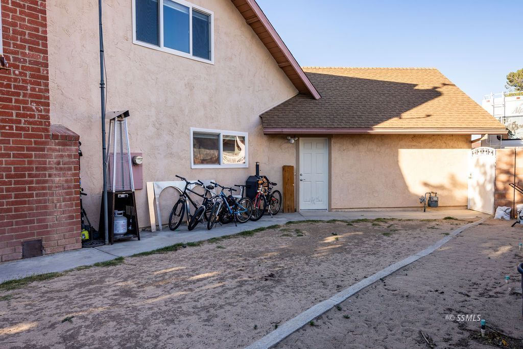 649 Randall Street Ridgecrest, CA 93555 - Photo 45 of 48