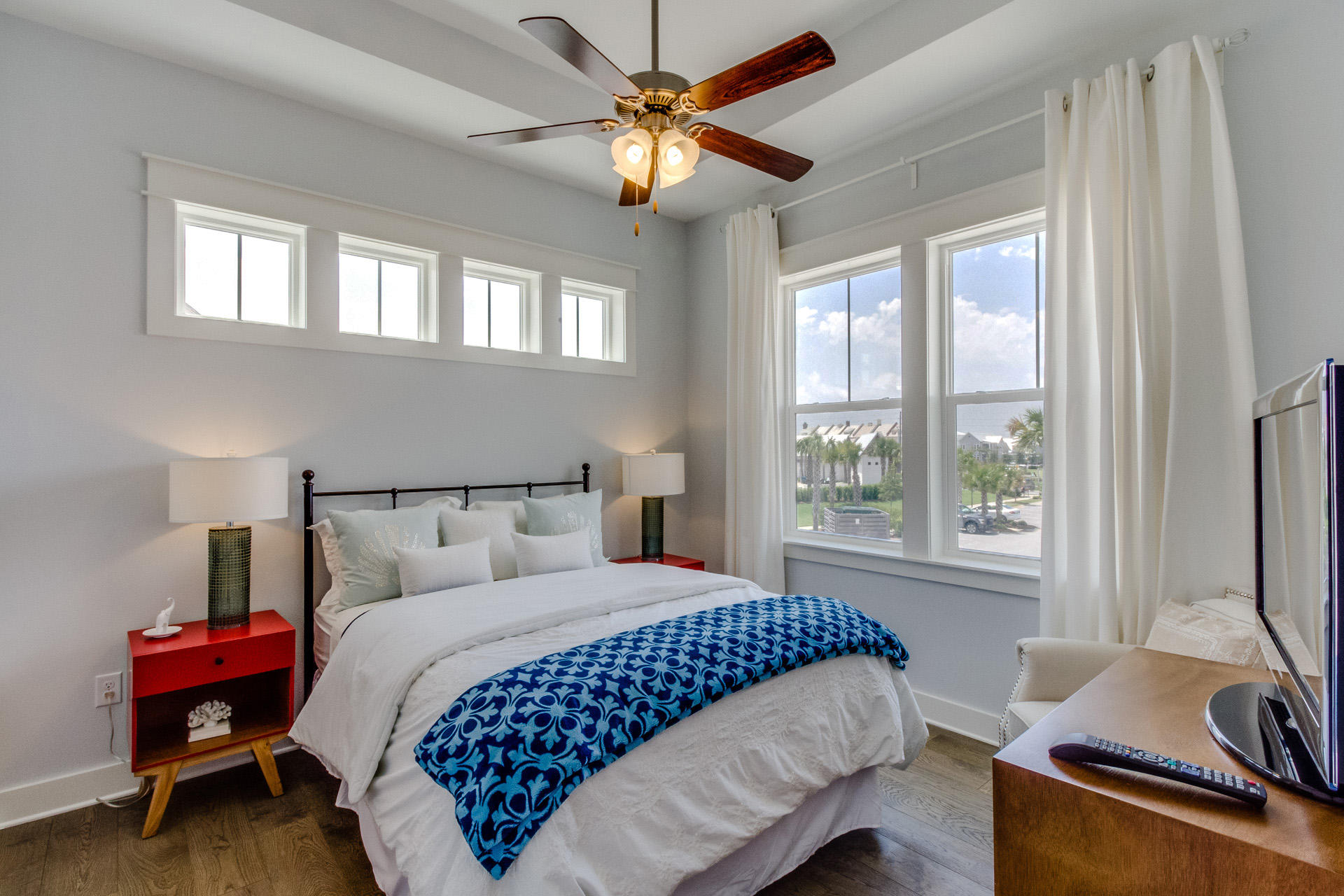 10 York Ln Inlet Beach, Unit C289 Inlet Beach, FL 32461 - Photo 12 of 32 a bedroom with a bed and a window