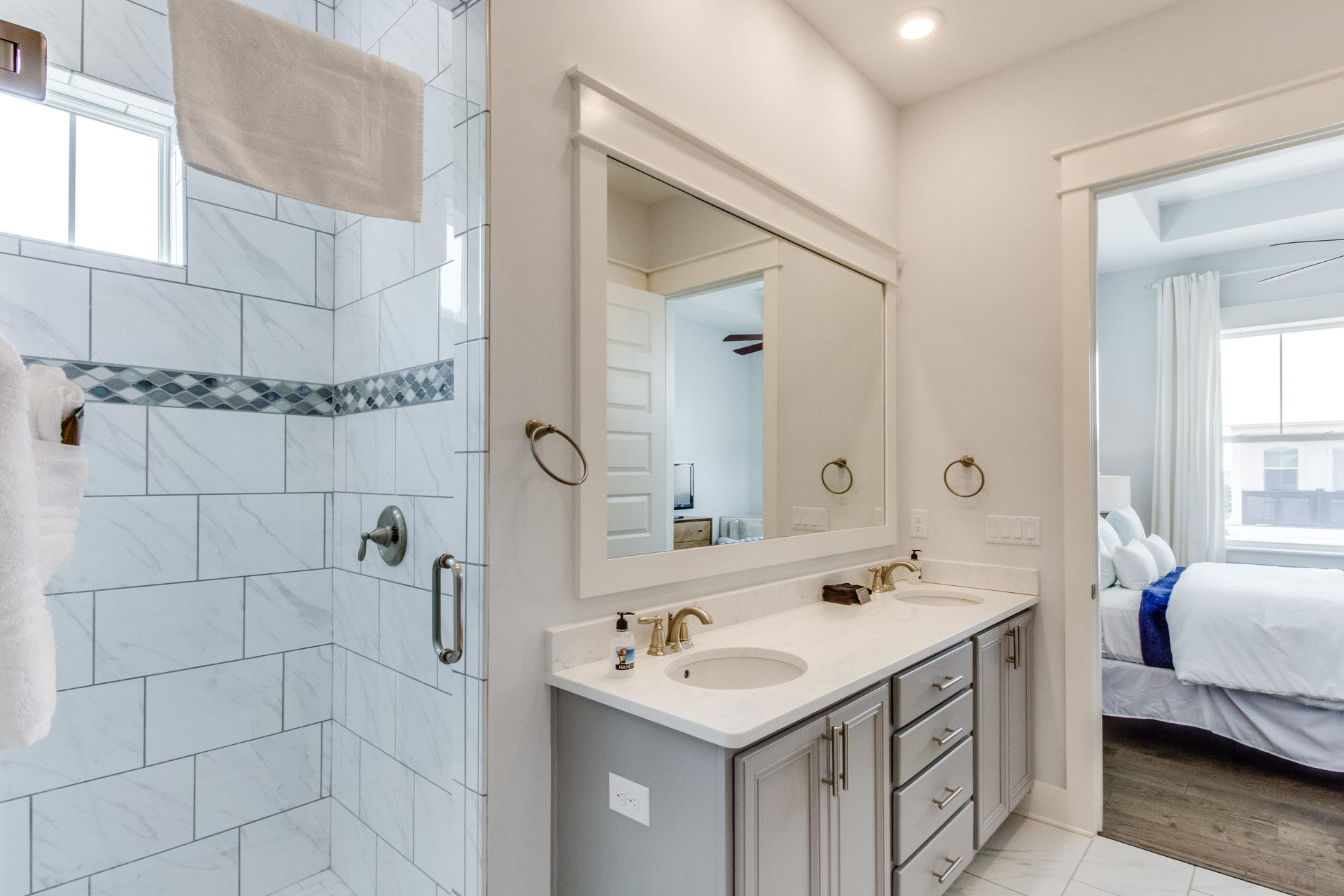 10 York Ln Inlet Beach, Unit C289 Inlet Beach, FL 32461 - Photo 15 of 32 a bathroom with a sink and a mirror
