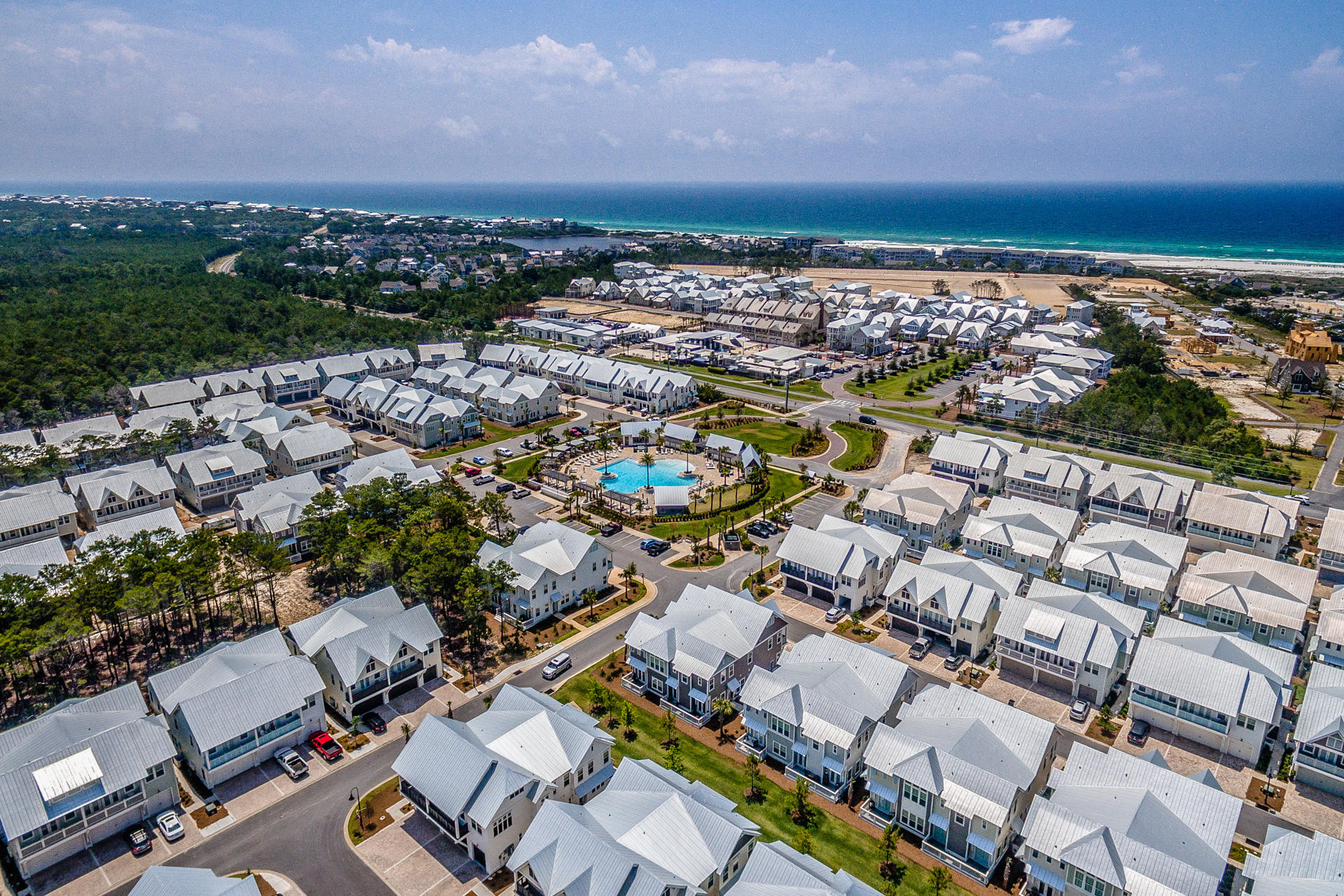 10 York Ln Inlet Beach, Unit C289 Inlet Beach, FL 32461 - Photo 28 of 32 an aerial view of residential building with parking space