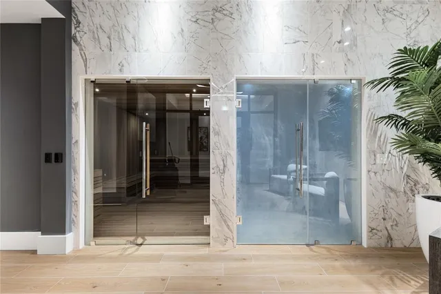 $1,275,000 | 275 1st Avenue South, Unit 1407, St. Petersburg, FL 33701