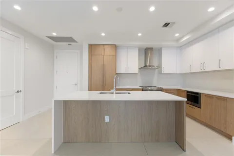 $1,275,000 | 235 1st Avenue South, Unit 1407, St. Petersburg, FL 33701