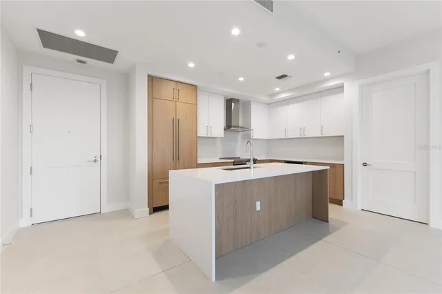 $1,275,000 | 275 1st Avenue South, Unit 1407, St. Petersburg, FL 33701