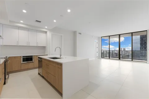 $1,275,000 | 235 1st Avenue South, Unit 1407, St. Petersburg, FL 33701