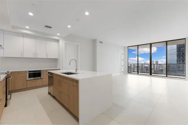 $1,275,000 | 275 1st Avenue South, Unit 1407, St. Petersburg, FL 33701