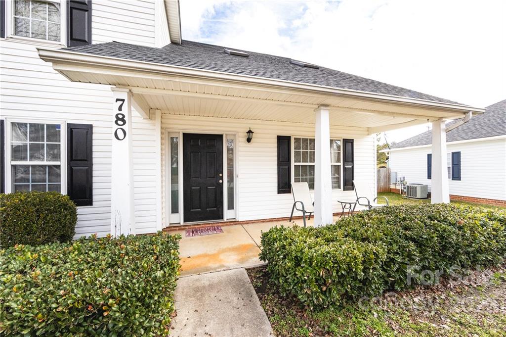 780 Sir Raleigh Drive Concord, NC 28025 - Photo 3 of 23