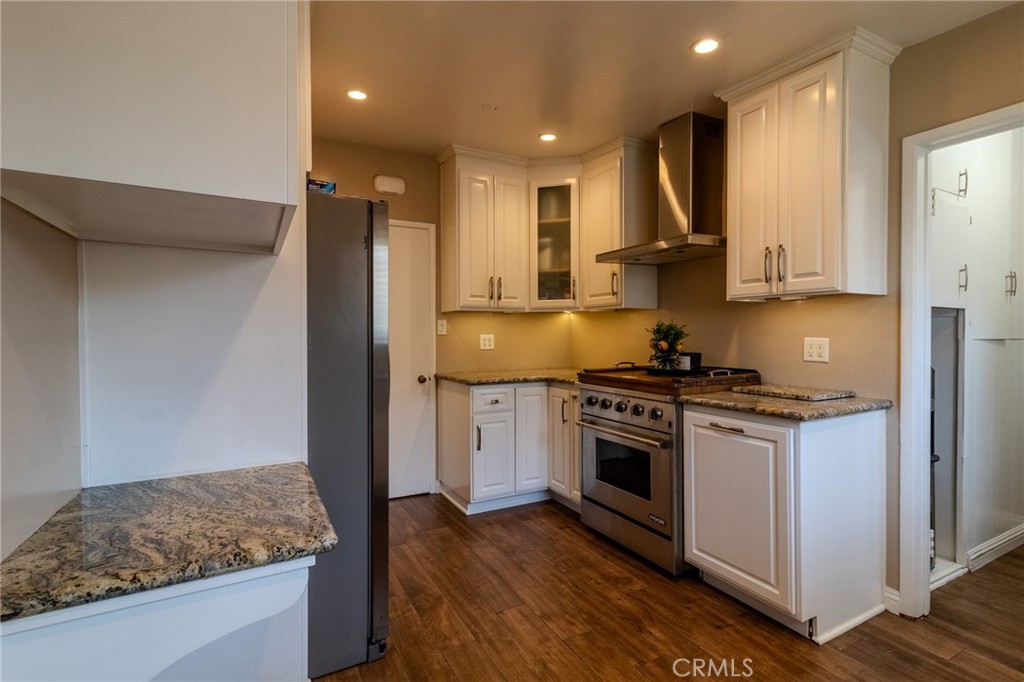 128 East 67th Way Long Beach, CA 90805 - Photo 15 of 68