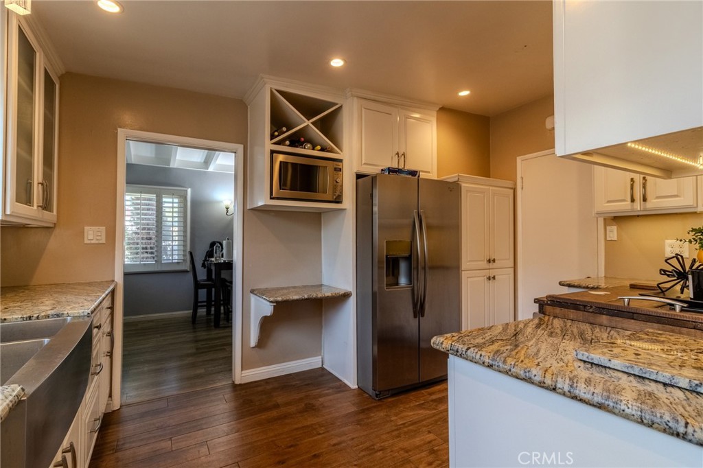 128 East 67th Way Long Beach, CA 90805 - Photo 16 of 68