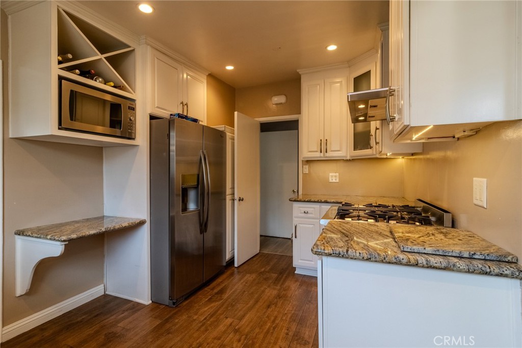 128 East 67th Way Long Beach, CA 90805 - Photo 17 of 68