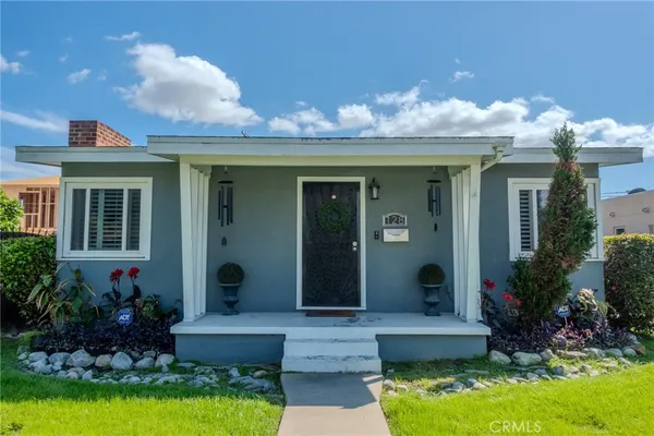 $829,000 | 128 East 67th Way, Long Beach, CA 90805