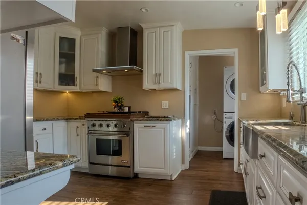 $829,000 | 128 East 67th Way, Long Beach, CA 90805